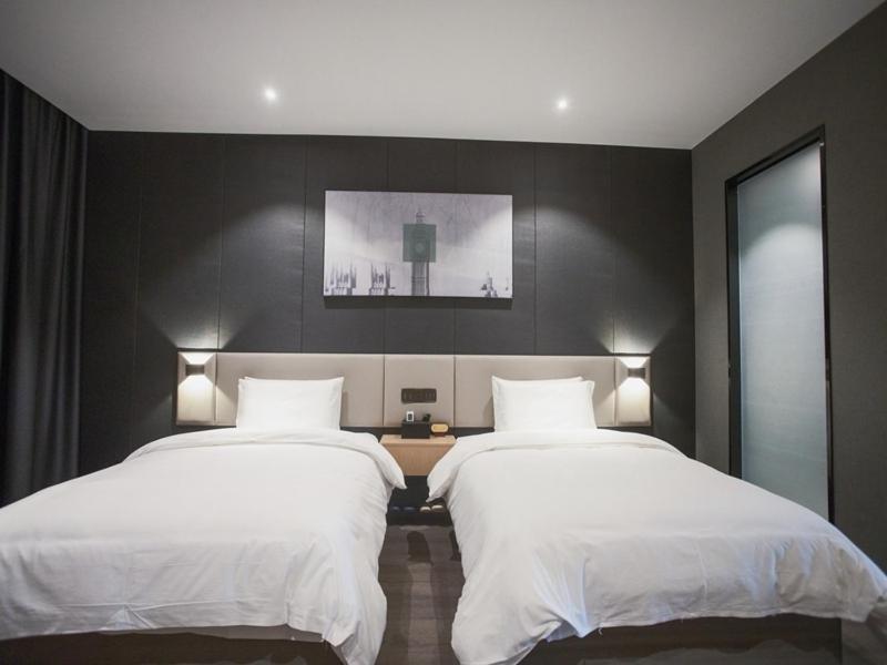 Thank Inn Chain Hotel Hunan Huaihua Hecheng District South High Speed Rail Station Exteriör bild